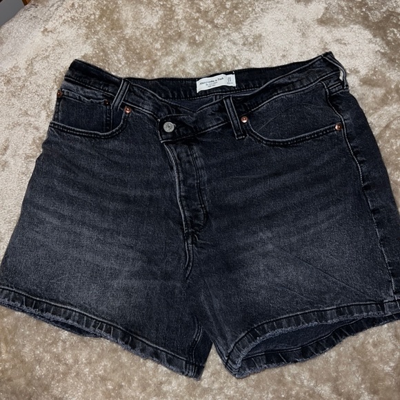 Abercrombie & Fitch The Dad short - Picture 1 of 2